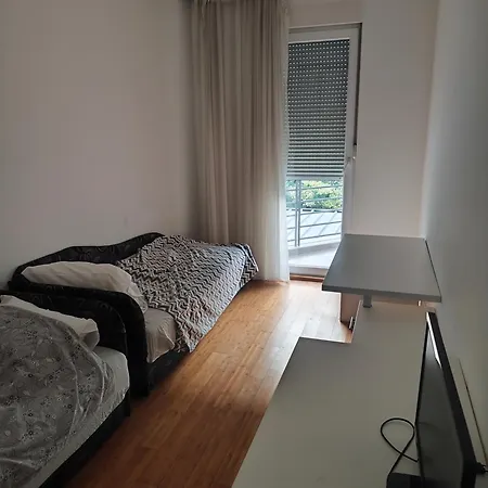 Apartamento City Hotel Apartman *